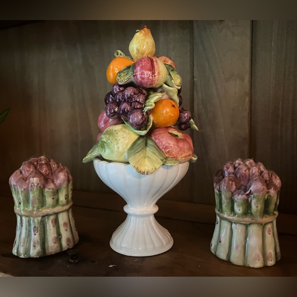 Fitz and Floyd Ceramic Fruit Topiary in White Pedestal with Multicolor Fruit - Picture 5 of 6